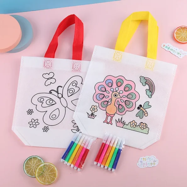 DIY-Graffiti-Bag-with-Markers-Handmade-Painting-Non-Woven-Bag-for-Children-Arts-Crafts-Color-Filling-5